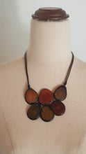 Load image into Gallery viewer, Peruvian Tagua necklace