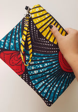 Load image into Gallery viewer, African Dakar Clutch Peacock