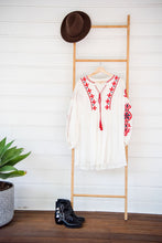 Load image into Gallery viewer, Vishy White Short Dress