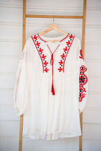 Load image into Gallery viewer, Vishy White Short Dress