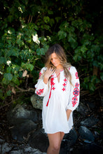 Load image into Gallery viewer, Vishy White Short Dress