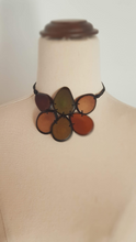 Load image into Gallery viewer, Peruvian Tagua necklace