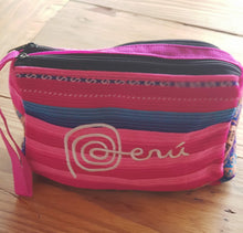 Load image into Gallery viewer, Peruvian cosmetic bags
