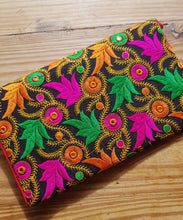 Load image into Gallery viewer, Indian Banjara bag
